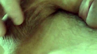 Willy's solo session: A self-pleasure experience
