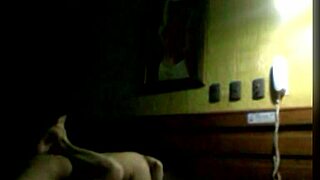 hot girl from town of Valparaiso in naughty act in hotel
