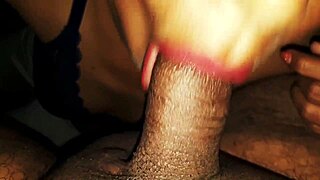 Sexy Latina gives good head in homemade video